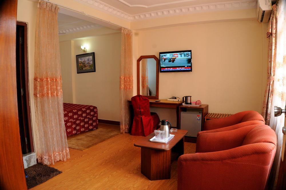 Hotel Brihaspati Kathmandu Ngoại thất bức ảnh