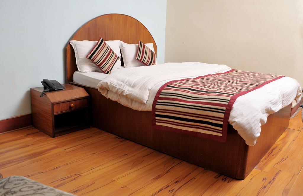 Hotel Brihaspati Kathmandu Ngoại thất bức ảnh