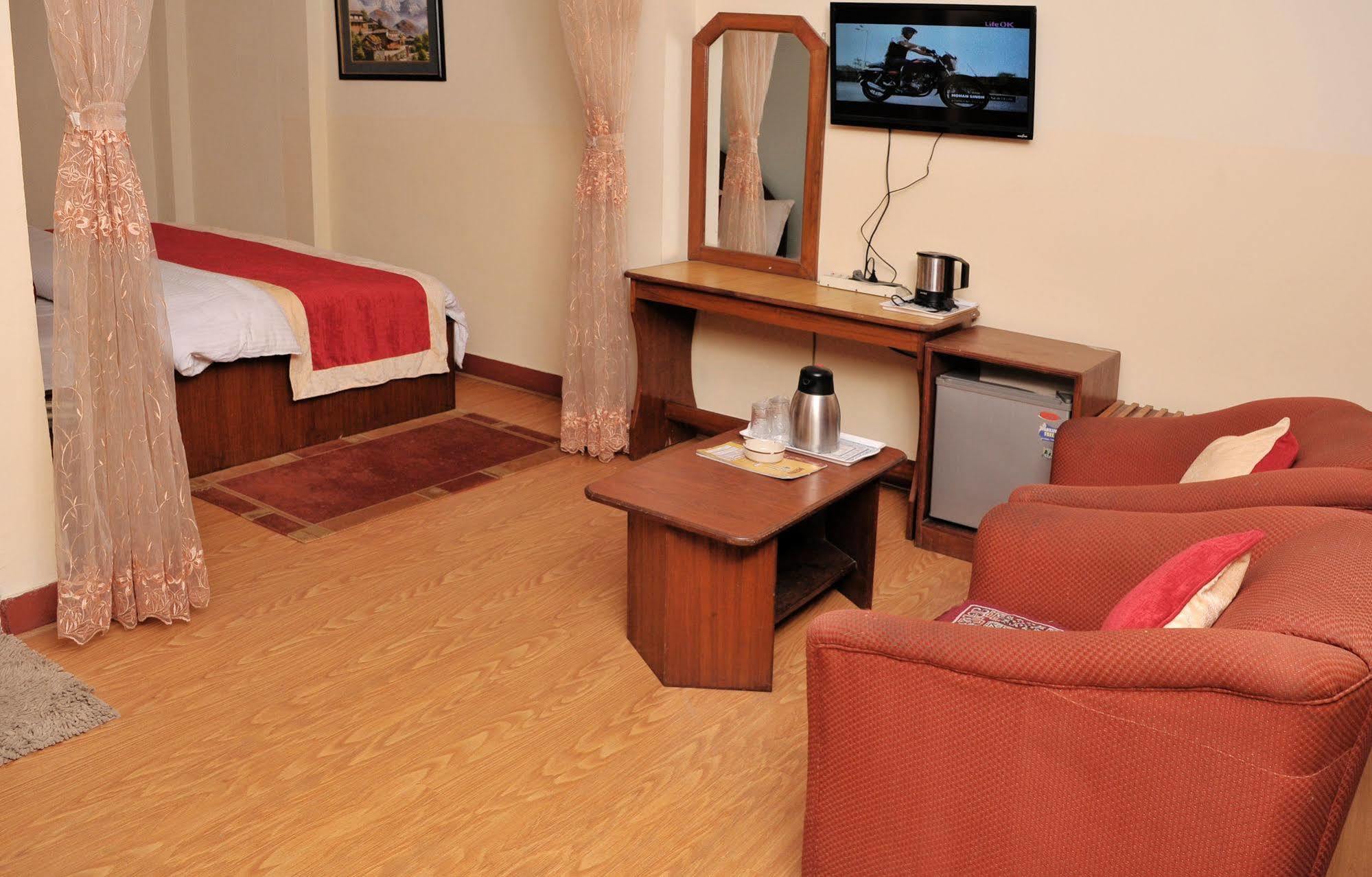 Hotel Brihaspati Kathmandu Ngoại thất bức ảnh