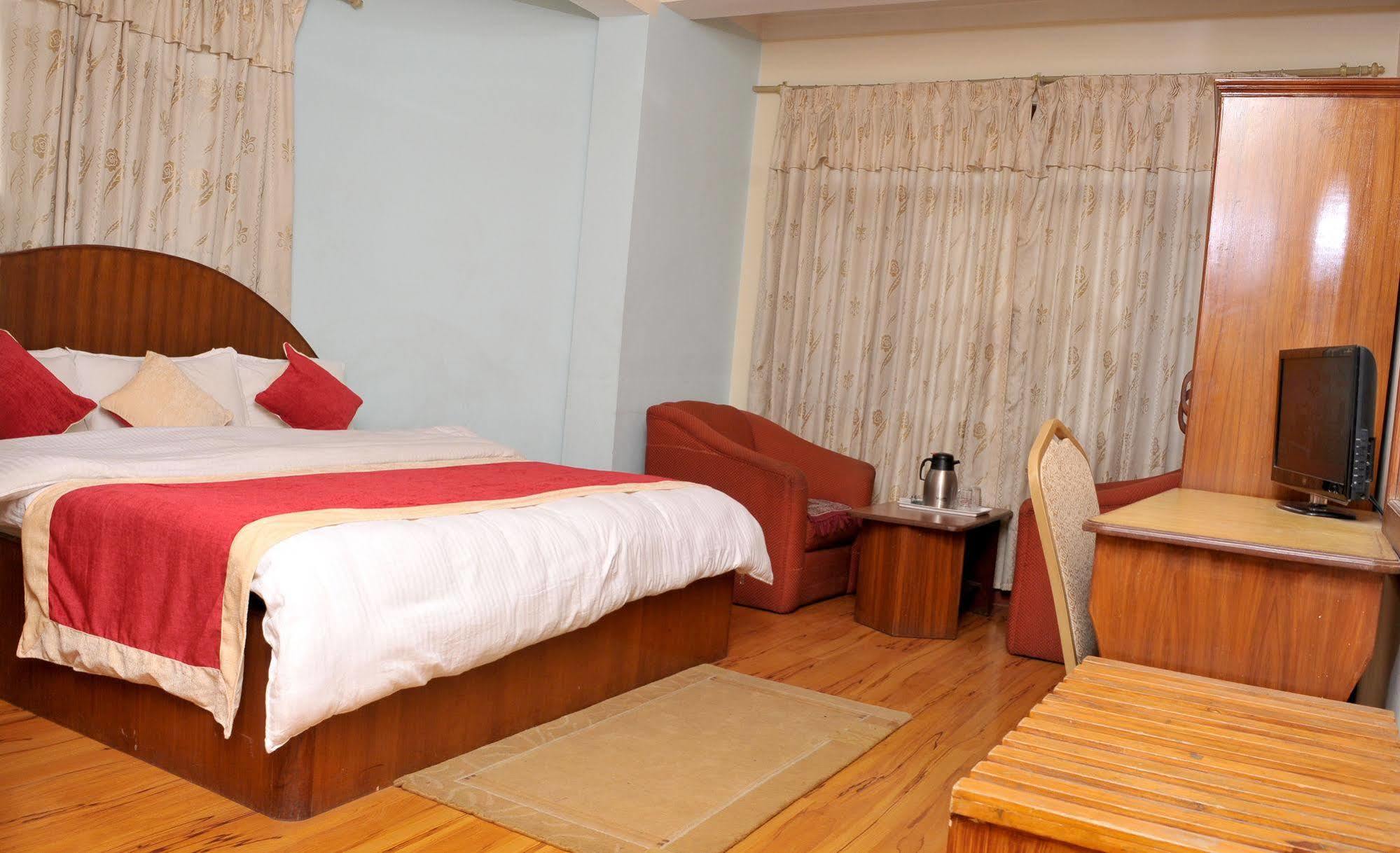 Hotel Brihaspati Kathmandu Ngoại thất bức ảnh
