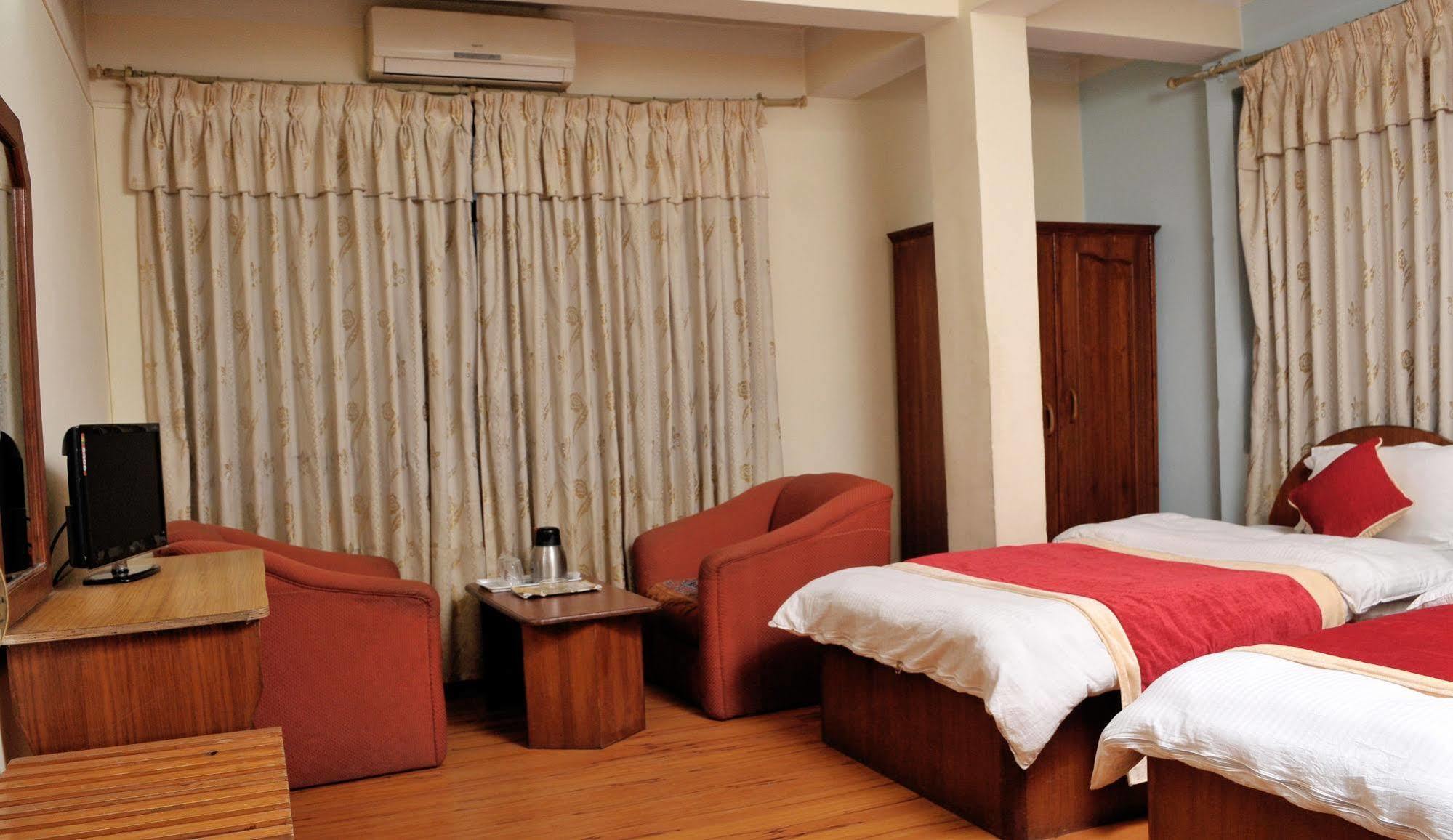 Hotel Brihaspati Kathmandu Ngoại thất bức ảnh