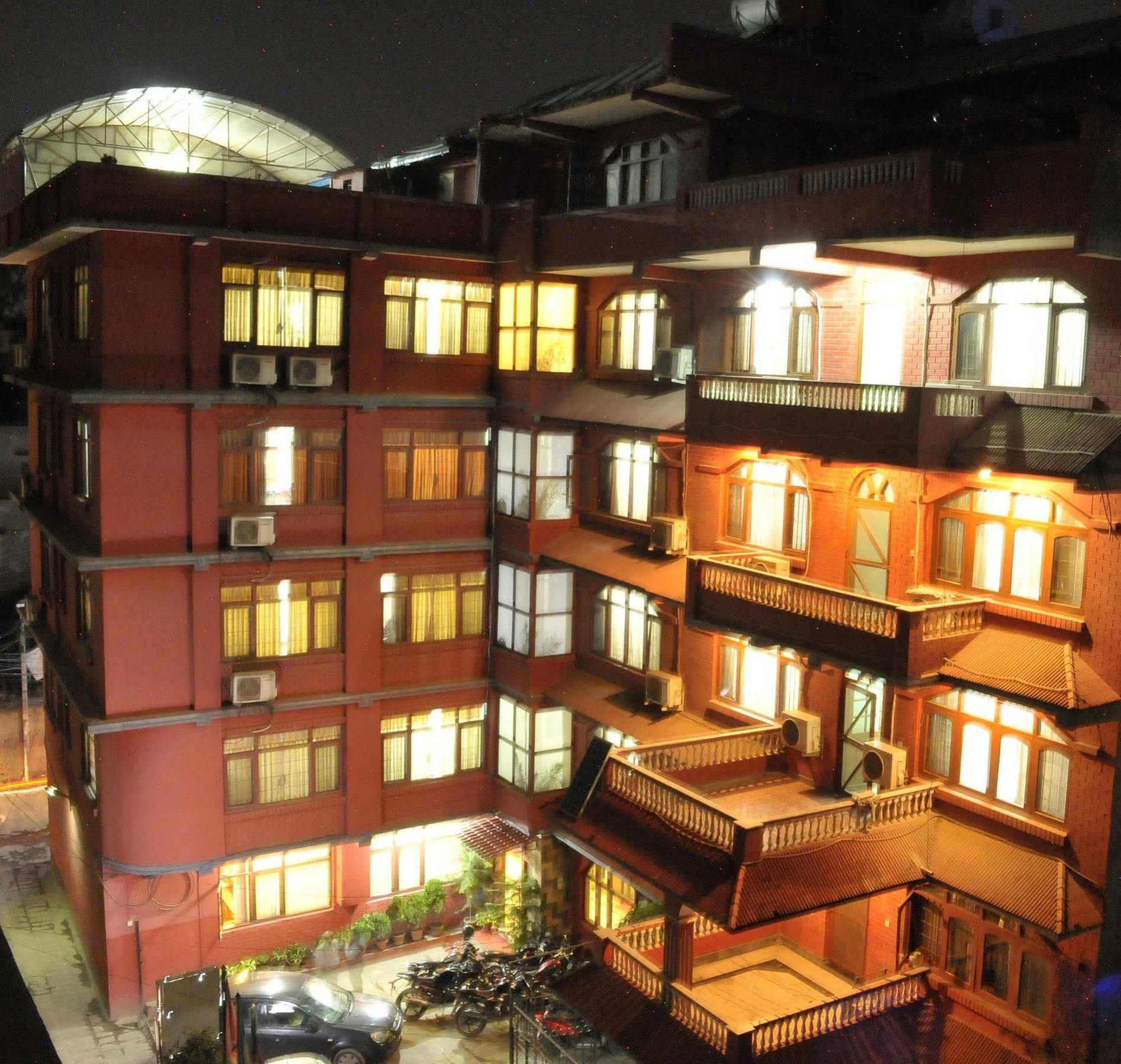 Hotel Brihaspati Kathmandu Ngoại thất bức ảnh