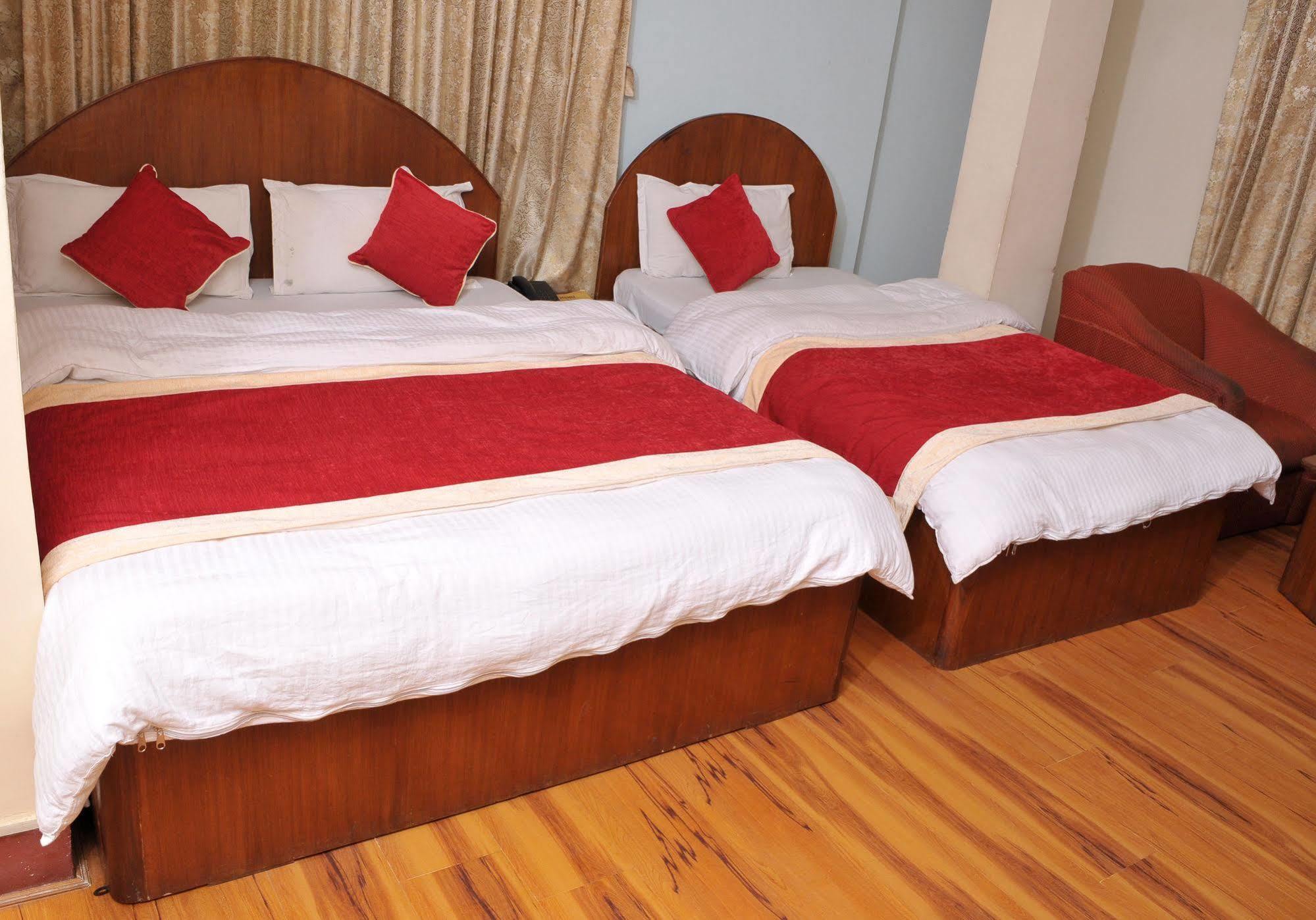 Hotel Brihaspati Kathmandu Ngoại thất bức ảnh